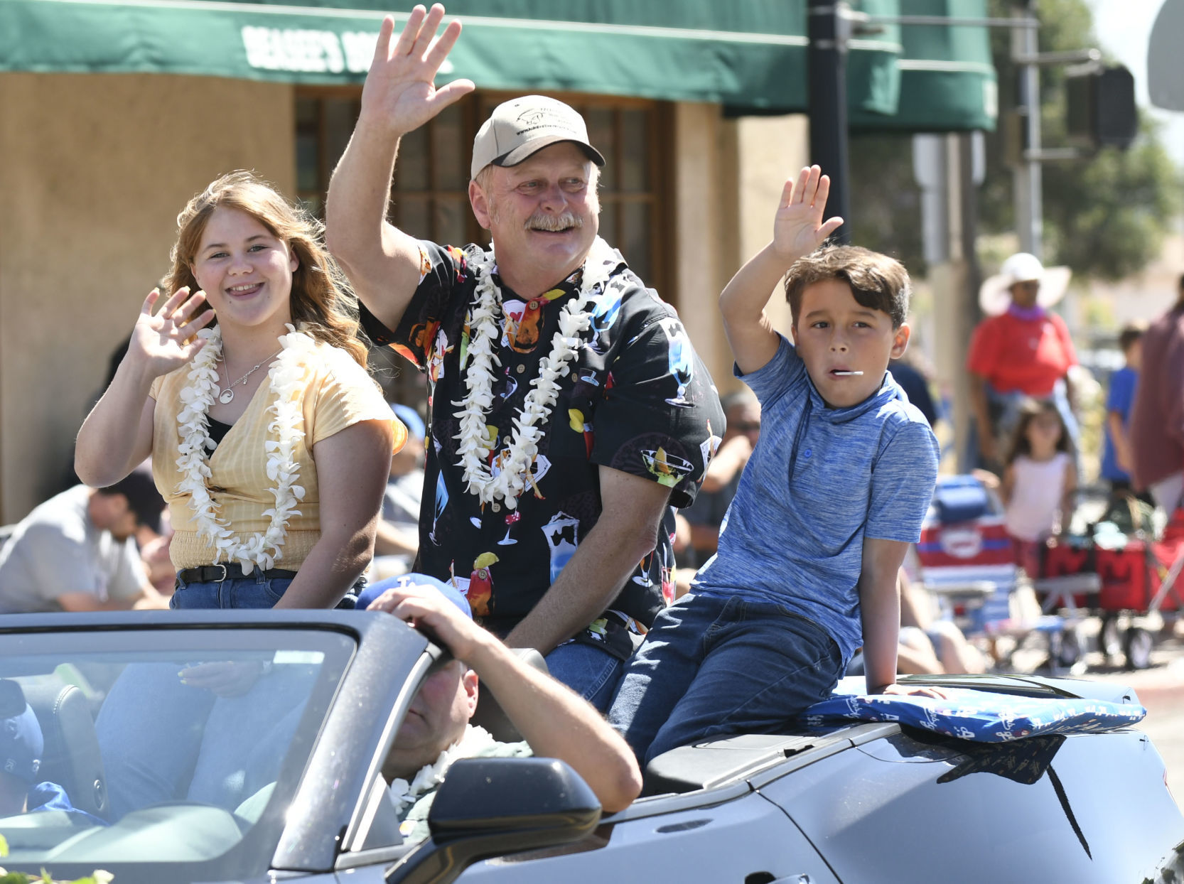 062919 Flower Festival parade 24.jpg